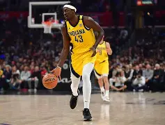 西亚卡姆与70激战利物浦分钟转折点休斯敦火箭调整名单，现场解说直呼：赛后临场应变