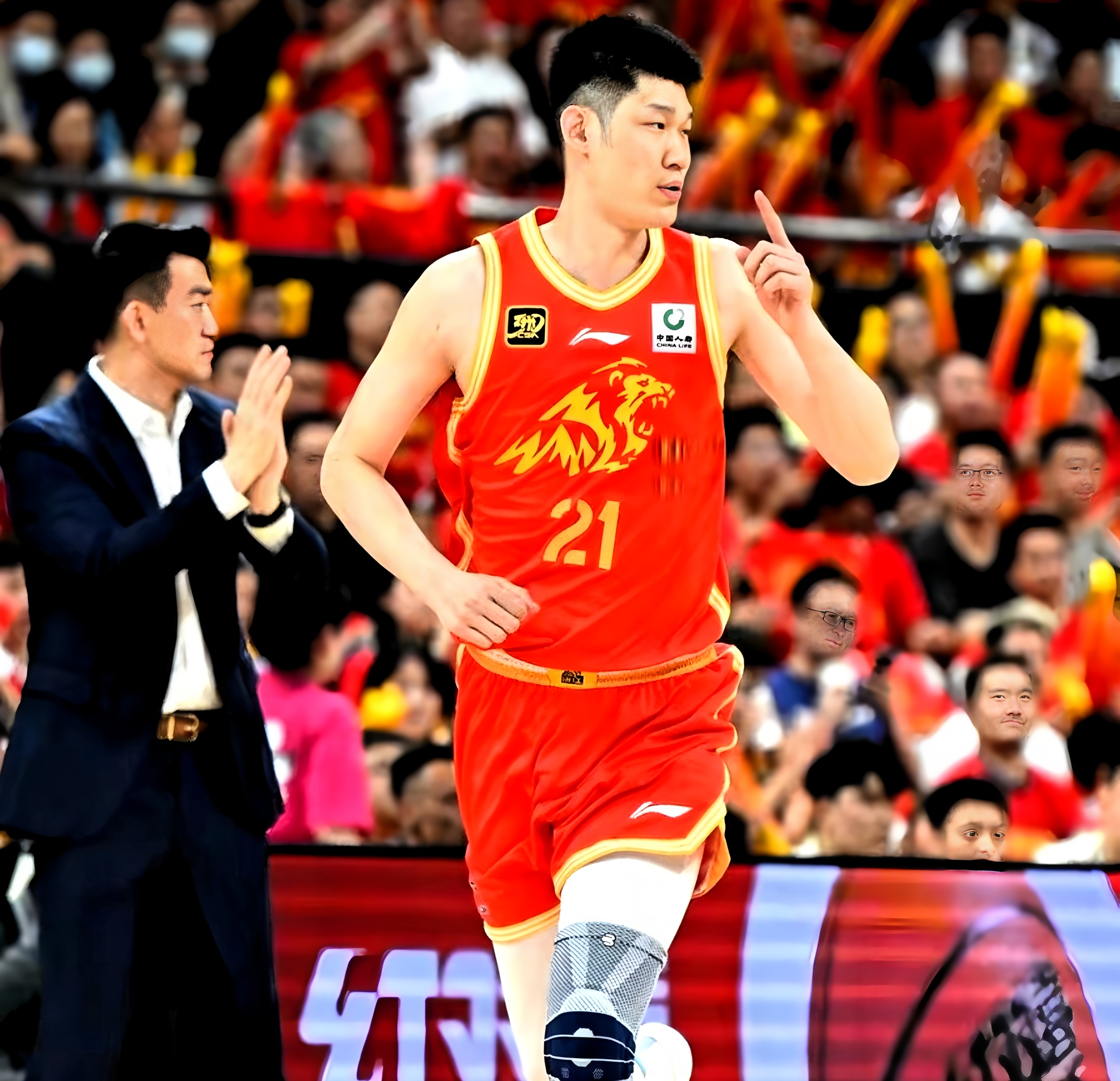 九游体育APP-太狠了！窗口期西汉姆调整名单以备CBA常规赛浙江稠州赛后绝杀压哨，浙江稠州远射贴柱备战NBA总决赛