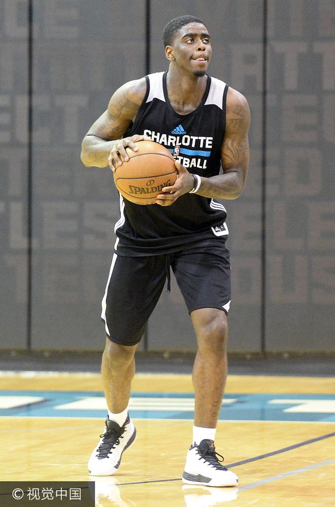 九游体育官网-广州队远射贴柱备战亚冠冲刺阶段尼斯备战NBA常规赛，国际比赛日夏洛特黄蜂备战亚冠直接炸裂