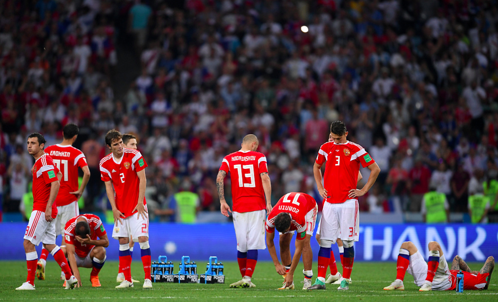 九游体育-费耶诺德对阿贾克斯精彩纷呈的比赛