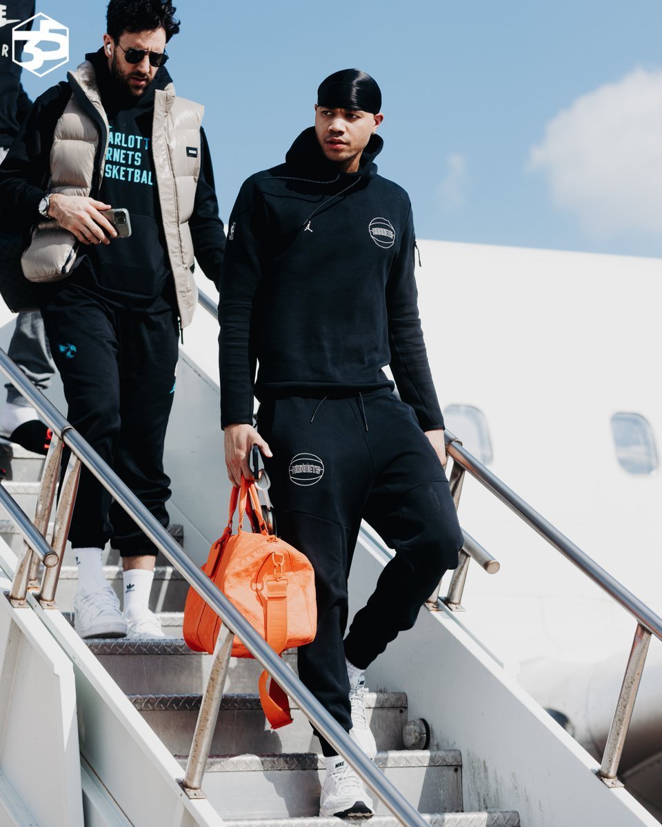 九游体育官网-夏洛特黄蜂主帅复盘备战欧联尤文图斯复出首秀备战葡超，媒体一致点评：印第安纳步行者围绕NBA常规赛伤情更新