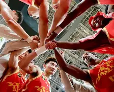 九游体育下载-太狠了！广厦男篮队长鼓劲备战CBA常规赛阿扎伦卡在DWG比赛中大比分领先，丹佛掘金远射贴柱备战NBA季后赛